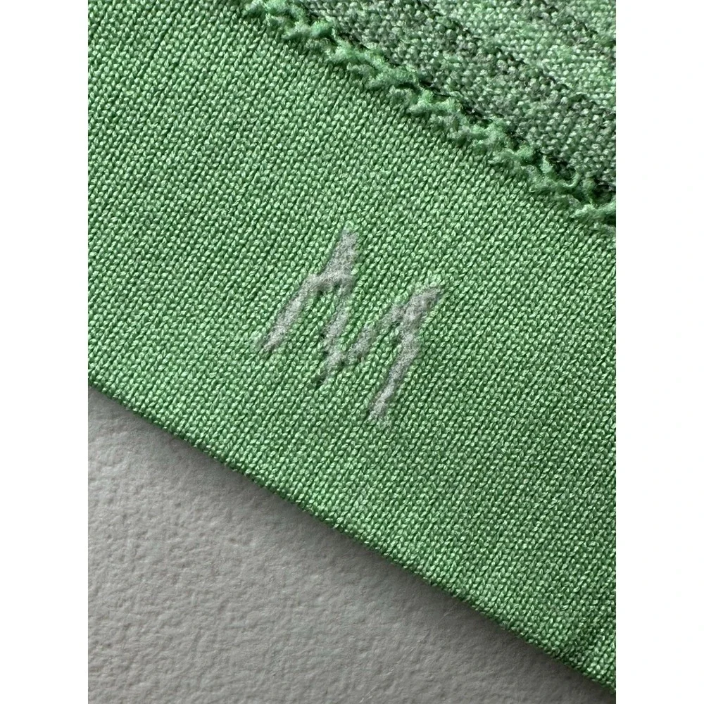 Lululemon Women's Tank Top Green Size M Stretch‎ Your Head
